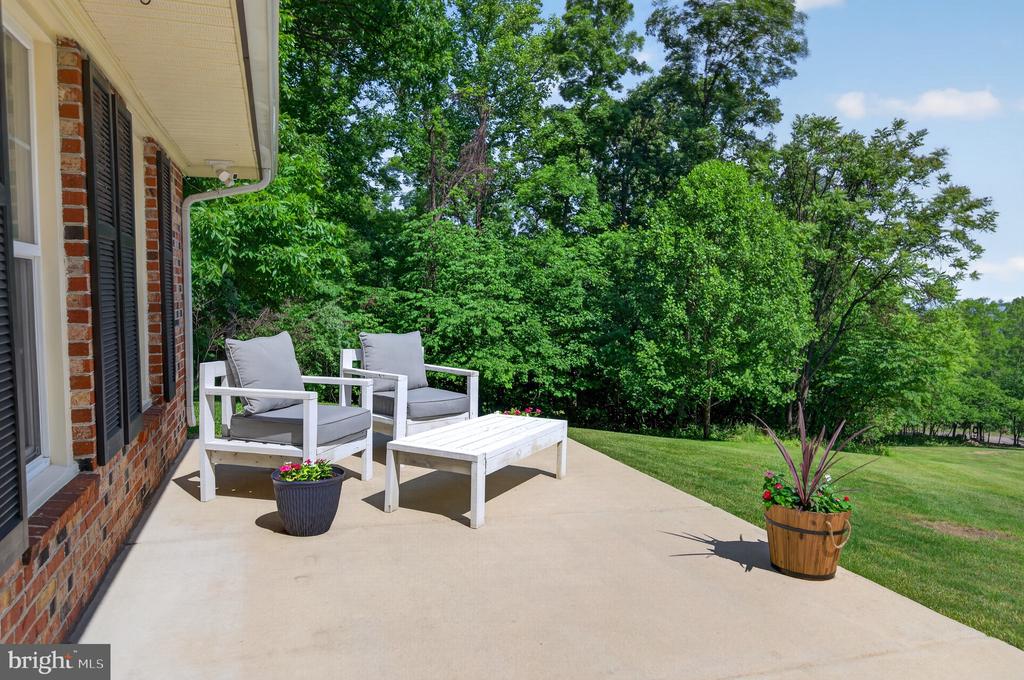 2710 TUCKERS LN, LINDEN, Virginia 22642, 4 Bedrooms Bedrooms, ,3 BathroomsBathrooms,Residential,2710 TUCKERS LN,VAFQ2022470 MLS # VAFQ2022470