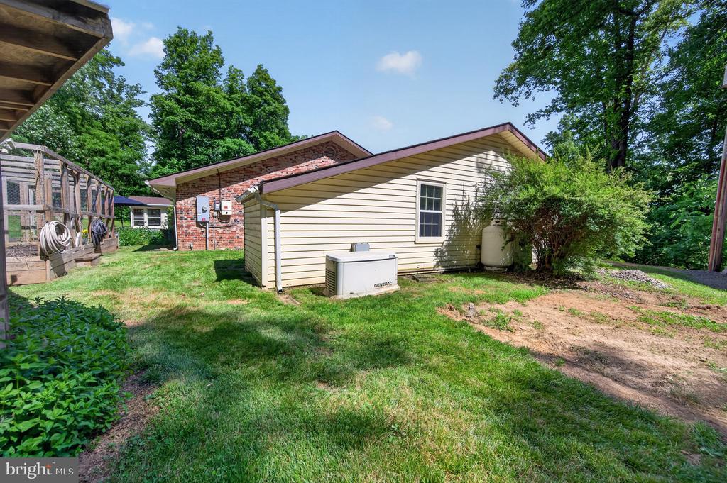 2710 TUCKERS LN, LINDEN, Virginia 22642, 4 Bedrooms Bedrooms, ,3 BathroomsBathrooms,Residential,2710 TUCKERS LN,VAFQ2022470 MLS # VAFQ2022470