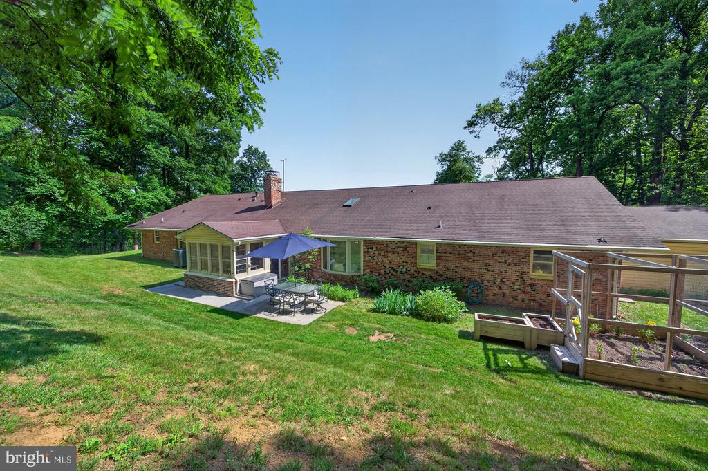 2710 TUCKERS LN, LINDEN, Virginia 22642, 4 Bedrooms Bedrooms, ,3 BathroomsBathrooms,Residential,2710 TUCKERS LN,VAFQ2022470 MLS # VAFQ2022470