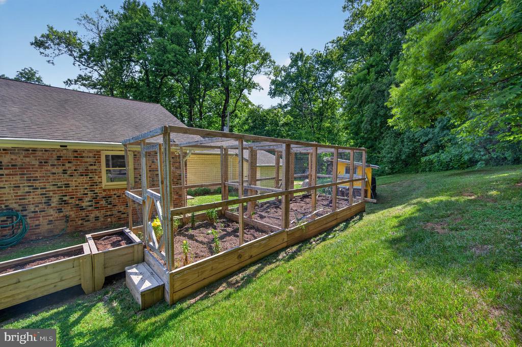 2710 TUCKERS LN, LINDEN, Virginia 22642, 4 Bedrooms Bedrooms, ,3 BathroomsBathrooms,Residential,2710 TUCKERS LN,VAFQ2022470 MLS # VAFQ2022470