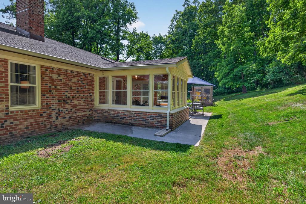 2710 TUCKERS LN, LINDEN, Virginia 22642, 4 Bedrooms Bedrooms, ,3 BathroomsBathrooms,Residential,2710 TUCKERS LN,VAFQ2022470 MLS # VAFQ2022470
