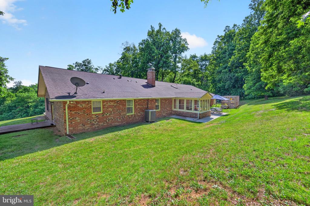 2710 TUCKERS LN, LINDEN, Virginia 22642, 4 Bedrooms Bedrooms, ,3 BathroomsBathrooms,Residential,2710 TUCKERS LN,VAFQ2022470 MLS # VAFQ2022470