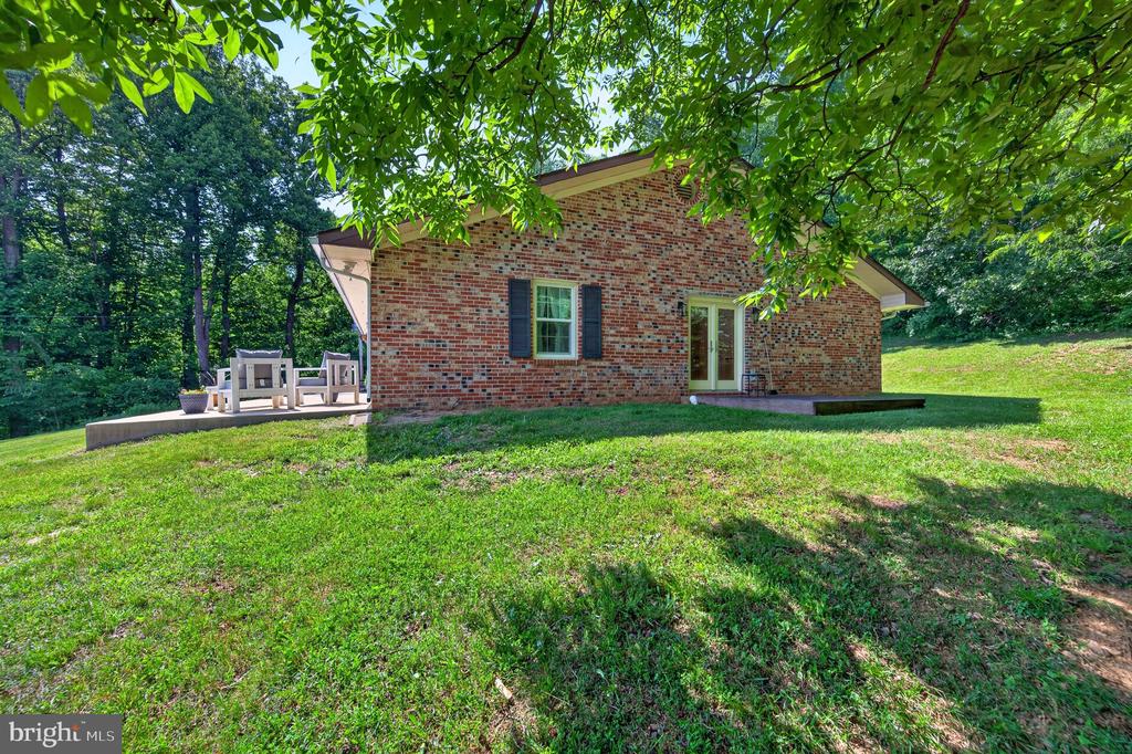 2710 TUCKERS LN, LINDEN, Virginia 22642, 4 Bedrooms Bedrooms, ,3 BathroomsBathrooms,Residential,2710 TUCKERS LN,VAFQ2022470 MLS # VAFQ2022470