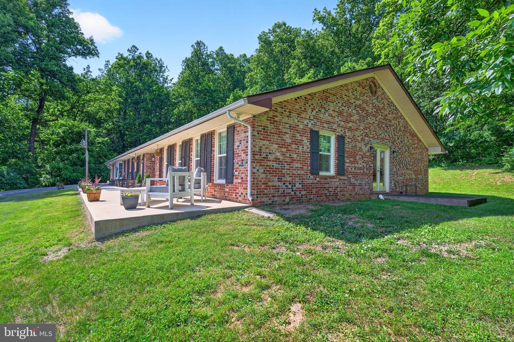 2710 TUCKERS LN, LINDEN, Virginia 22642, 4 Bedrooms Bedrooms, ,3 BathroomsBathrooms,Residential,2710 TUCKERS LN,VAFQ2022470 MLS # VAFQ2022470