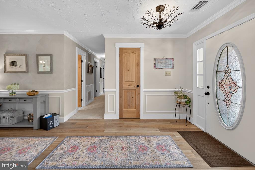 2710 TUCKERS LN, LINDEN, Virginia 22642, 4 Bedrooms Bedrooms, ,3 BathroomsBathrooms,Residential,2710 TUCKERS LN,VAFQ2022470 MLS # VAFQ2022470