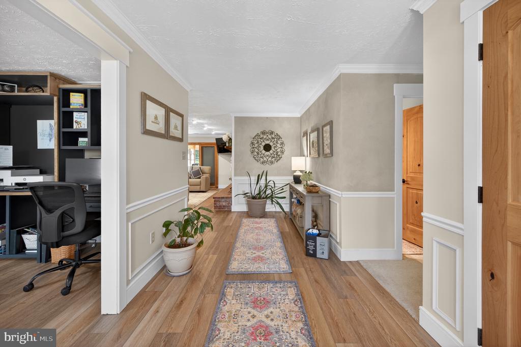 2710 TUCKERS LN, LINDEN, Virginia 22642, 4 Bedrooms Bedrooms, ,3 BathroomsBathrooms,Residential,2710 TUCKERS LN,VAFQ2022470 MLS # VAFQ2022470