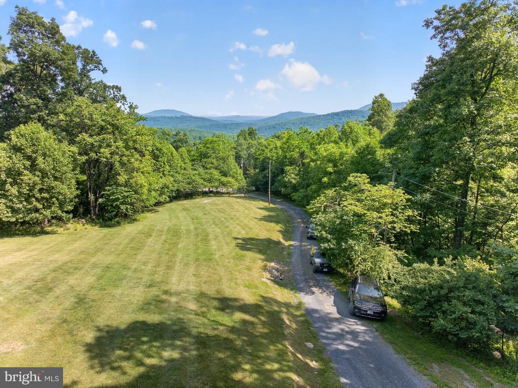 2710 TUCKERS LN, LINDEN, Virginia 22642, 4 Bedrooms Bedrooms, ,3 BathroomsBathrooms,Residential,2710 TUCKERS LN,VAFQ2022470 MLS # VAFQ2022470