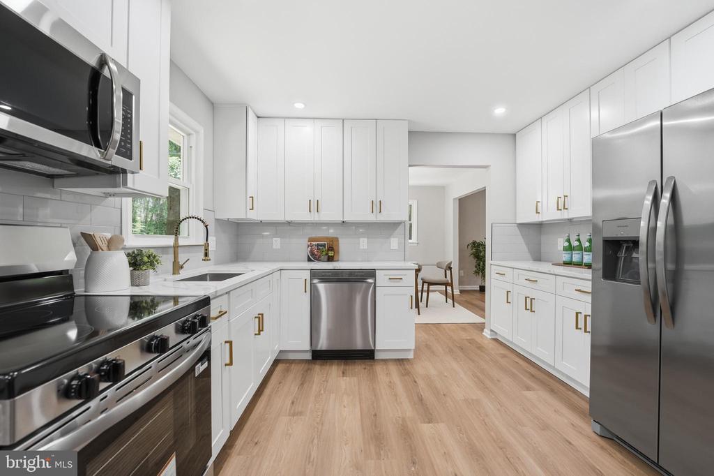 7607 NYLAND RD, FREDERICKSBURG, Virginia 22408, 5 Bedrooms Bedrooms, ,3 BathroomsBathrooms,Residential,7607 NYLAND RD,VASP2042760 MLS # VASP2042760