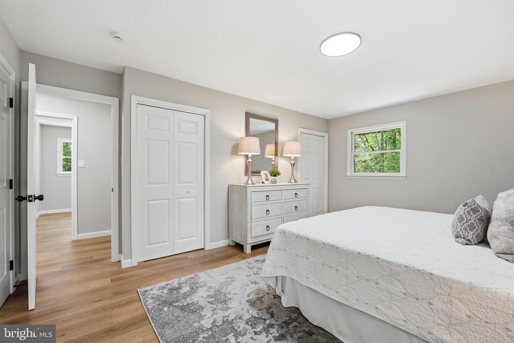 7607 NYLAND RD, FREDERICKSBURG, Virginia 22408, 5 Bedrooms Bedrooms, ,3 BathroomsBathrooms,Residential,7607 NYLAND RD,VASP2042760 MLS # VASP2042760