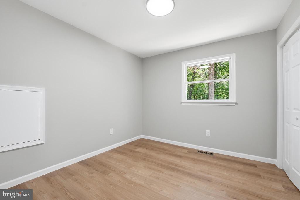 7607 NYLAND RD, FREDERICKSBURG, Virginia 22408, 5 Bedrooms Bedrooms, ,3 BathroomsBathrooms,Residential,7607 NYLAND RD,VASP2042760 MLS # VASP2042760