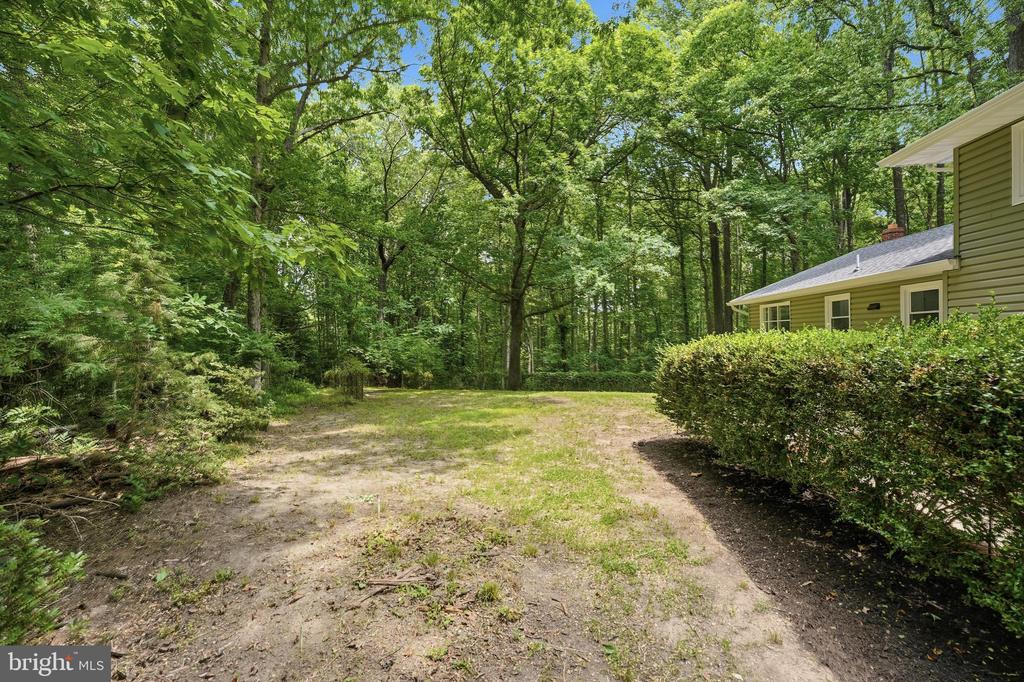 7607 NYLAND RD, FREDERICKSBURG, Virginia 22408, 5 Bedrooms Bedrooms, ,3 BathroomsBathrooms,Residential,7607 NYLAND RD,VASP2042760 MLS # VASP2042760