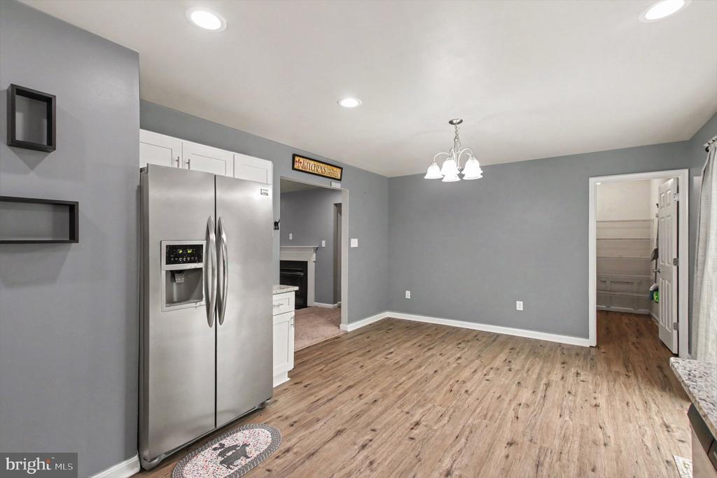 9486 VERDIERSVILLE RD, RHOADESVILLE, Virginia 22542, 4 Bedrooms Bedrooms, ,3 BathroomsBathrooms,Residential,9486 VERDIERSVILLE RD,VAOR2014408 MLS # VAOR2014408 9486 VERDIERSVILLE RD, RHOADESVILLE, Virginia 22542, 4 Bedrooms Bedrooms, ,3 BathroomsBathrooms,Residential,9486 VERDIERSVILLE RD,VAOR2014408 MLS # VAOR2014408