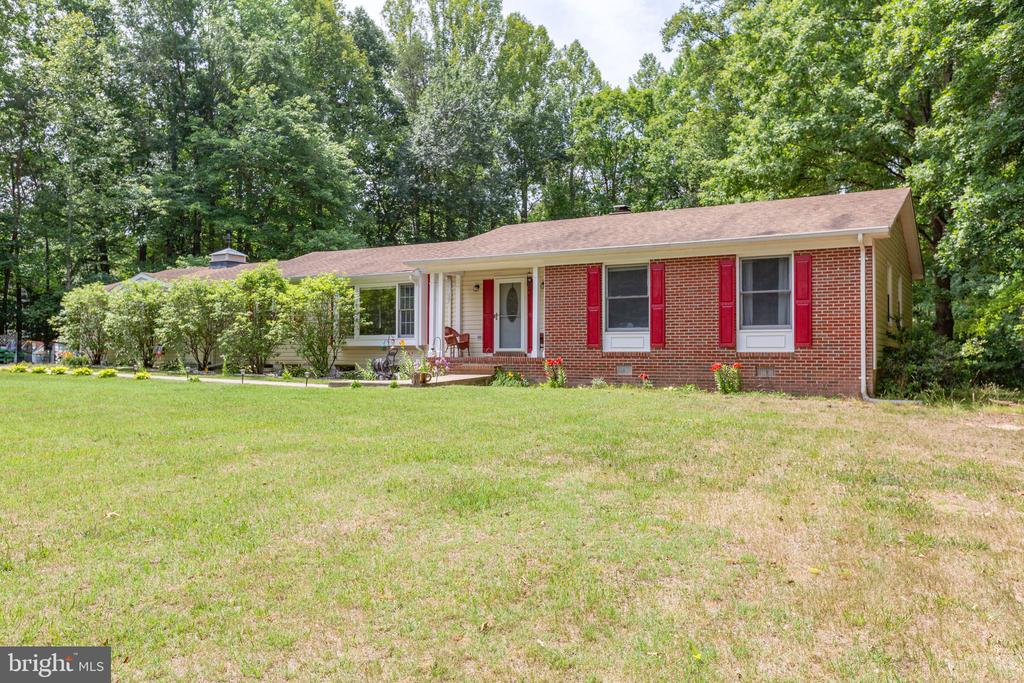 10910 KIRTLEY LN, SPOTSYLVANIA, Virginia 22553, 3 Bedrooms Bedrooms, ,2 BathroomsBathrooms,Residential,10910 KIRTLEY LN,VASP2042712 MLS # VASP2042712