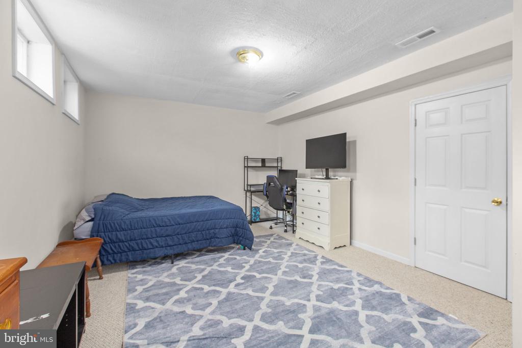 10910 KIRTLEY LN, SPOTSYLVANIA, Virginia 22553, 3 Bedrooms Bedrooms, ,2 BathroomsBathrooms,Residential,10910 KIRTLEY LN,VASP2042712 MLS # VASP2042712