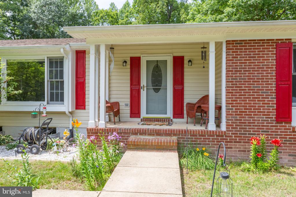 10910 KIRTLEY LN, SPOTSYLVANIA, Virginia 22553, 3 Bedrooms Bedrooms, ,2 BathroomsBathrooms,Residential,10910 KIRTLEY LN,VASP2042712 MLS # VASP2042712