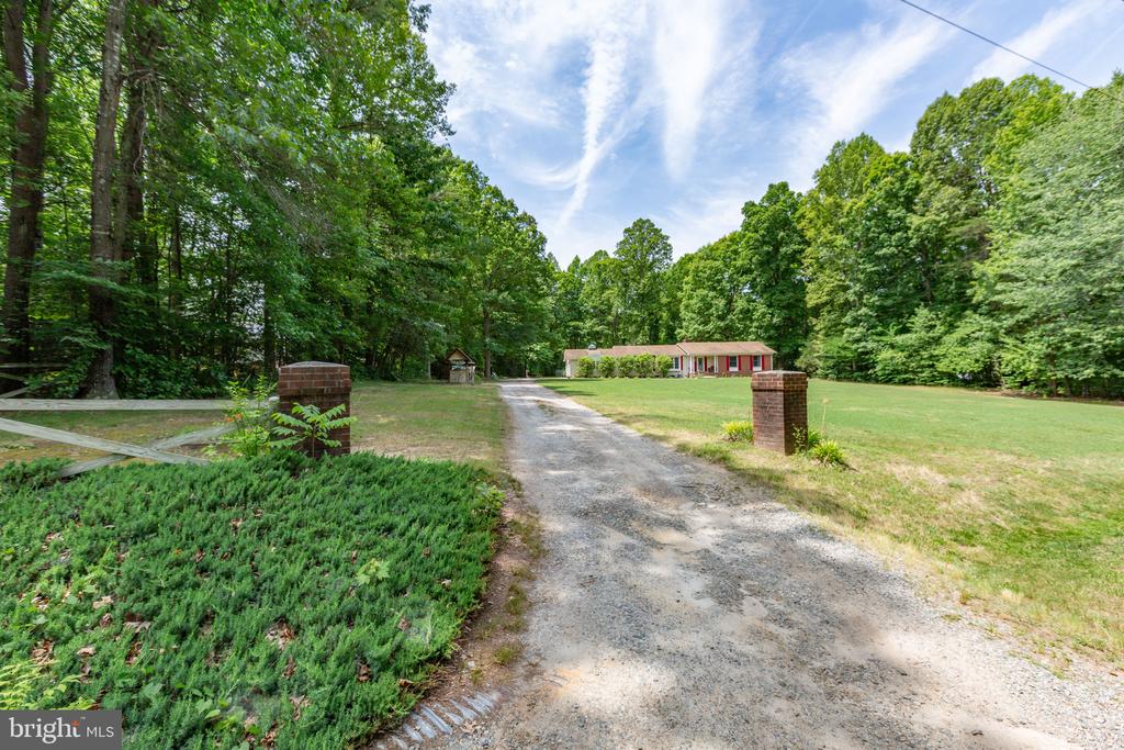 10910 KIRTLEY LN, SPOTSYLVANIA, Virginia 22553, 3 Bedrooms Bedrooms, ,2 BathroomsBathrooms,Residential,10910 KIRTLEY LN,VASP2042712 MLS # VASP2042712