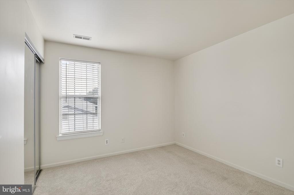 6404 WILLOW POND DR, FREDERICKSBURG, Virginia 22407, 3 Bedrooms Bedrooms, ,2 BathroomsBathrooms,Residential,6404 WILLOW POND DR,VASP2042706 MLS # VASP2042706