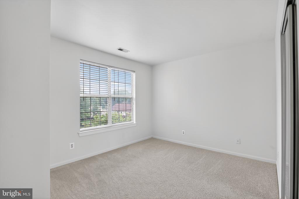 6404 WILLOW POND DR, FREDERICKSBURG, Virginia 22407, 3 Bedrooms Bedrooms, ,2 BathroomsBathrooms,Residential,6404 WILLOW POND DR,VASP2042706 MLS # VASP2042706