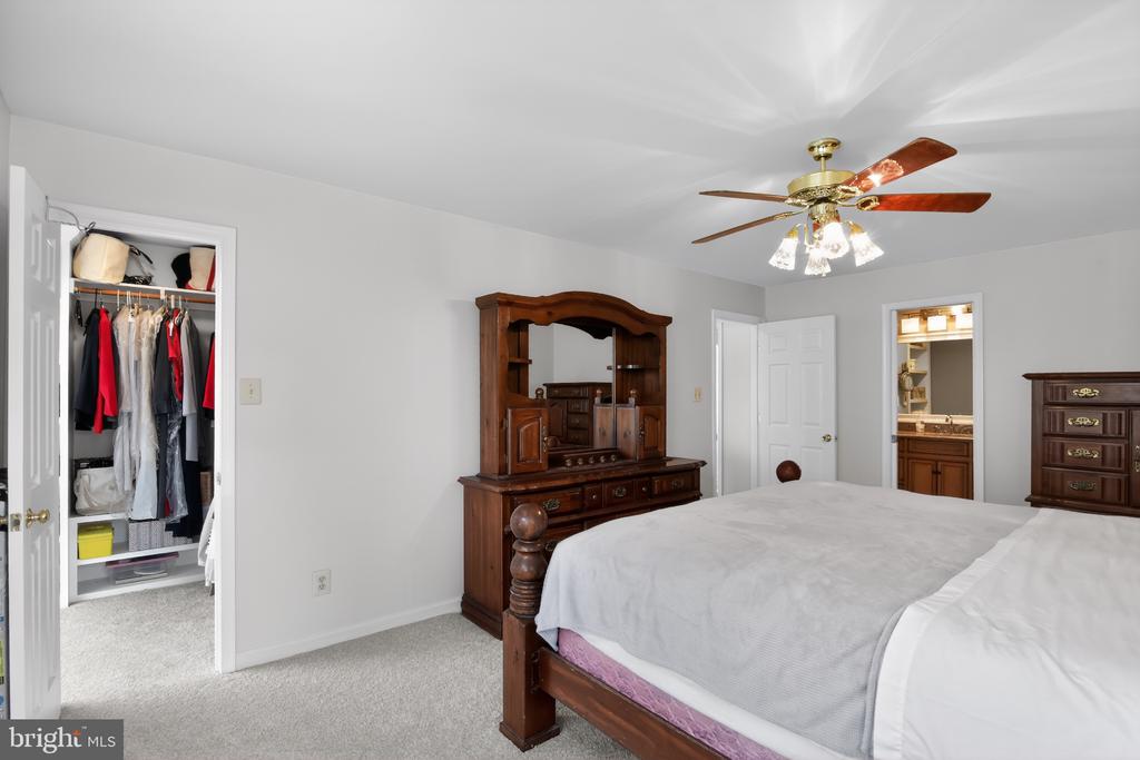 6404 WILLOW POND DR, FREDERICKSBURG, Virginia 22407, 3 Bedrooms Bedrooms, ,2 BathroomsBathrooms,Residential,6404 WILLOW POND DR,VASP2042706 MLS # VASP2042706
