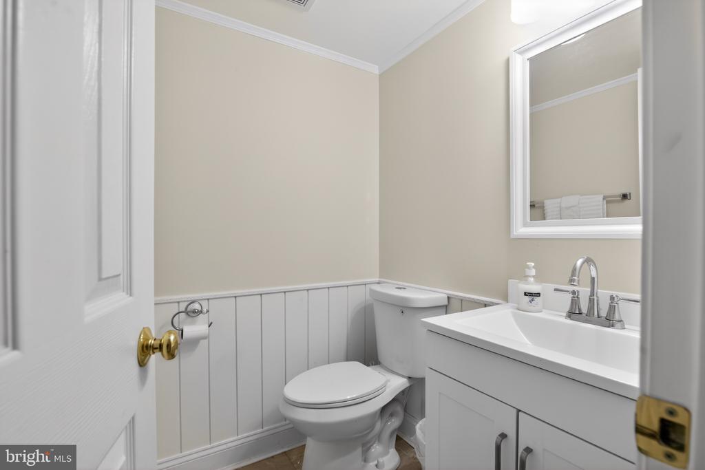 6404 WILLOW POND DR, FREDERICKSBURG, Virginia 22407, 3 Bedrooms Bedrooms, ,2 BathroomsBathrooms,Residential,6404 WILLOW POND DR,VASP2042706 MLS # VASP2042706