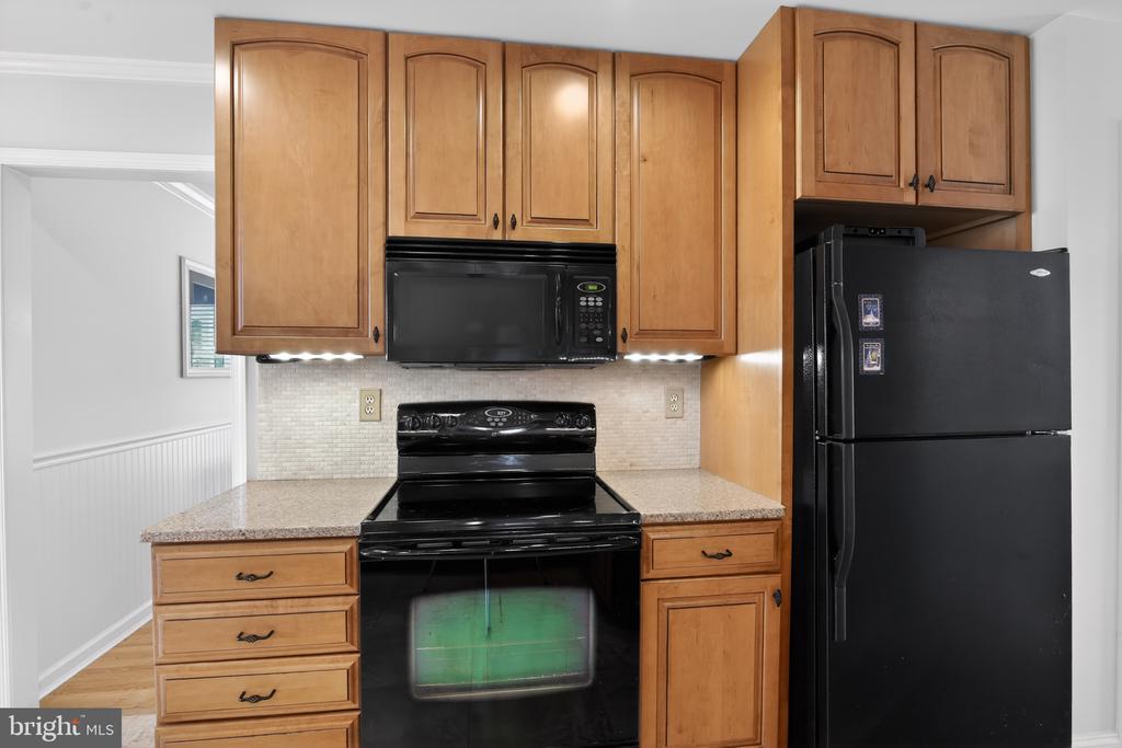 6404 WILLOW POND DR, FREDERICKSBURG, Virginia 22407, 3 Bedrooms Bedrooms, ,2 BathroomsBathrooms,Residential,6404 WILLOW POND DR,VASP2042706 MLS # VASP2042706