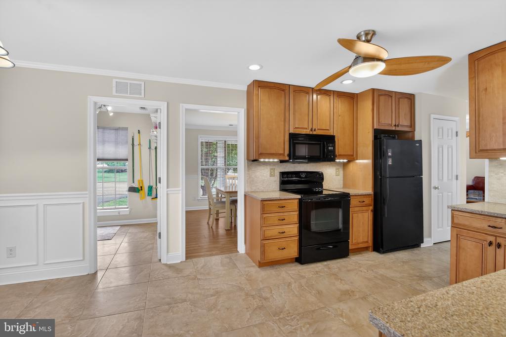 6404 WILLOW POND DR, FREDERICKSBURG, Virginia 22407, 3 Bedrooms Bedrooms, ,2 BathroomsBathrooms,Residential,6404 WILLOW POND DR,VASP2042706 MLS # VASP2042706