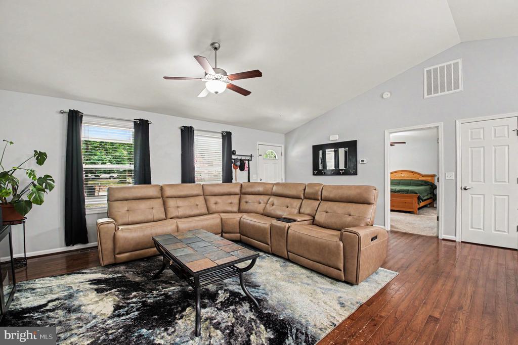 508 GENERAL, SPOTSYLVANIA, Virginia 22551, 3 Bedrooms Bedrooms, ,2 BathroomsBathrooms,Residential,508 GENERAL,VASP2042820 MLS # VASP2042820 508 GENERAL, SPOTSYLVANIA, Virginia 22551, 3 Bedrooms Bedrooms, ,2 BathroomsBathrooms,Residential,508 GENERAL,VASP2042820 MLS # VASP2042820