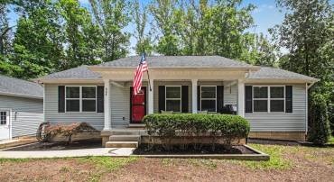508 GENERAL, SPOTSYLVANIA, Virginia 22551, 3 Bedrooms Bedrooms, ,2 BathroomsBathrooms,Residential,508 GENERAL,VASP2042820 MLS # VASP2042820
