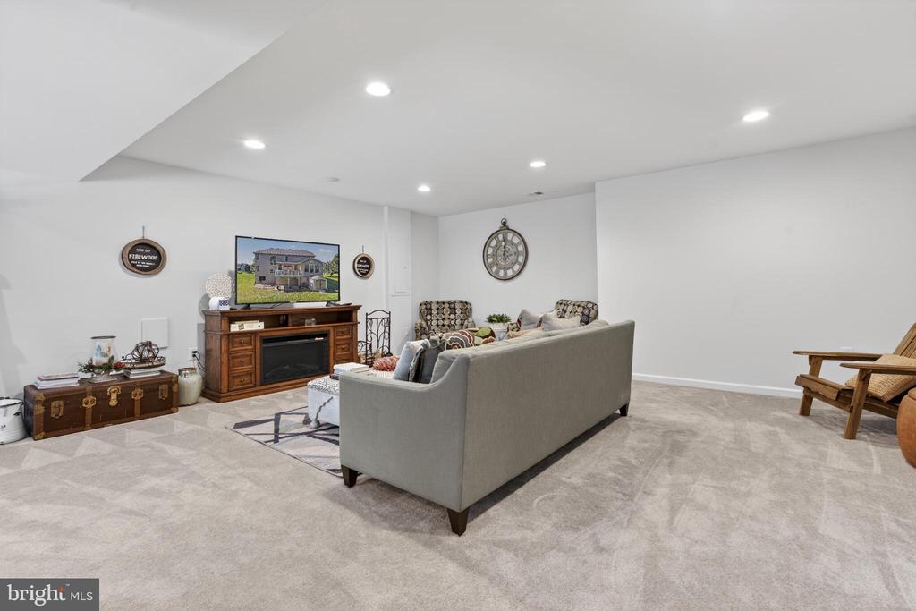 15610 GREAT BRG, CULPEPER, Virginia 22701, 5 Bedrooms Bedrooms, ,4 BathroomsBathrooms,Residential,15610 GREAT BRG,VACU2013900 MLS # VACU2013900