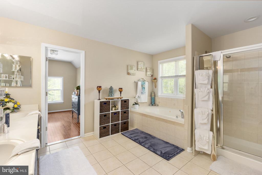581 WINDERMERE DR, CULPEPER, Virginia 22701, 5 Bedrooms Bedrooms, ,4 BathroomsBathrooms,Residential,581 WINDERMERE DR,VACU2013458 MLS # VACU2013458 581 WINDERMERE DR, CULPEPER, Virginia 22701, 5 Bedrooms Bedrooms, ,4 BathroomsBathrooms,Residential,581 WINDERMERE DR,VACU2013458 MLS # VACU2013458
