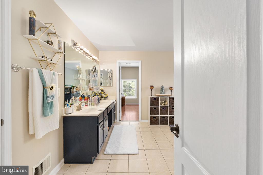 581 WINDERMERE DR, CULPEPER, Virginia 22701, 5 Bedrooms Bedrooms, ,4 BathroomsBathrooms,Residential,581 WINDERMERE DR,VACU2013458 MLS # VACU2013458 581 WINDERMERE DR, CULPEPER, Virginia 22701, 5 Bedrooms Bedrooms, ,4 BathroomsBathrooms,Residential,581 WINDERMERE DR,VACU2013458 MLS # VACU2013458