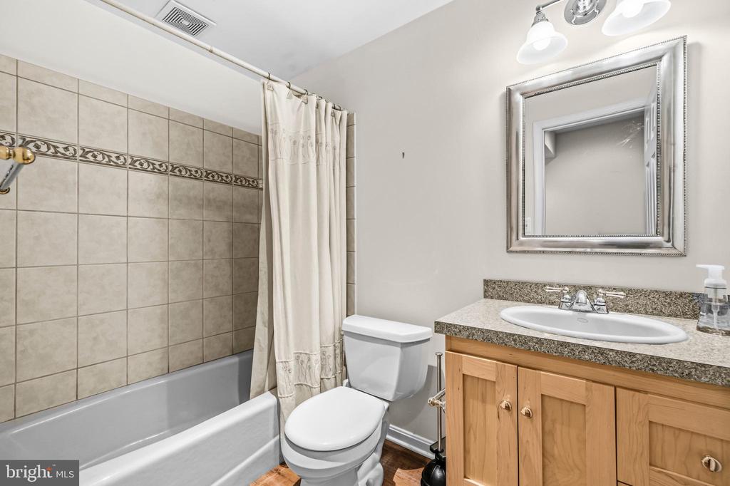 7203 LEETON CT, WARRENTON, Virginia 20186, 4 Bedrooms Bedrooms, ,4 BathroomsBathrooms,Residential,7203 LEETON CT,VAFQ2022358 MLS # VAFQ2022358 7203 LEETON CT, WARRENTON, Virginia 20186, 4 Bedrooms Bedrooms, ,4 BathroomsBathrooms,Residential,7203 LEETON CT,VAFQ2022358 MLS # VAFQ2022358
