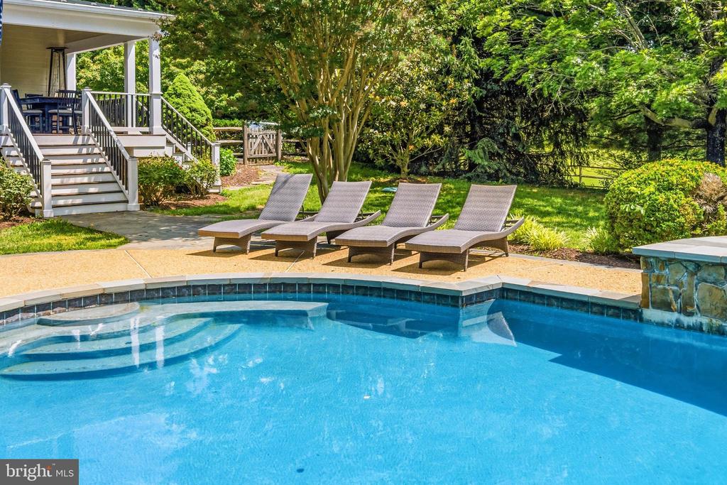 7203 LEETON CT, WARRENTON, Virginia 20186, 4 Bedrooms Bedrooms, ,4 BathroomsBathrooms,Residential,7203 LEETON CT,VAFQ2022358 MLS # VAFQ2022358 7203 LEETON CT, WARRENTON, Virginia 20186, 4 Bedrooms Bedrooms, ,4 BathroomsBathrooms,Residential,7203 LEETON CT,VAFQ2022358 MLS # VAFQ2022358