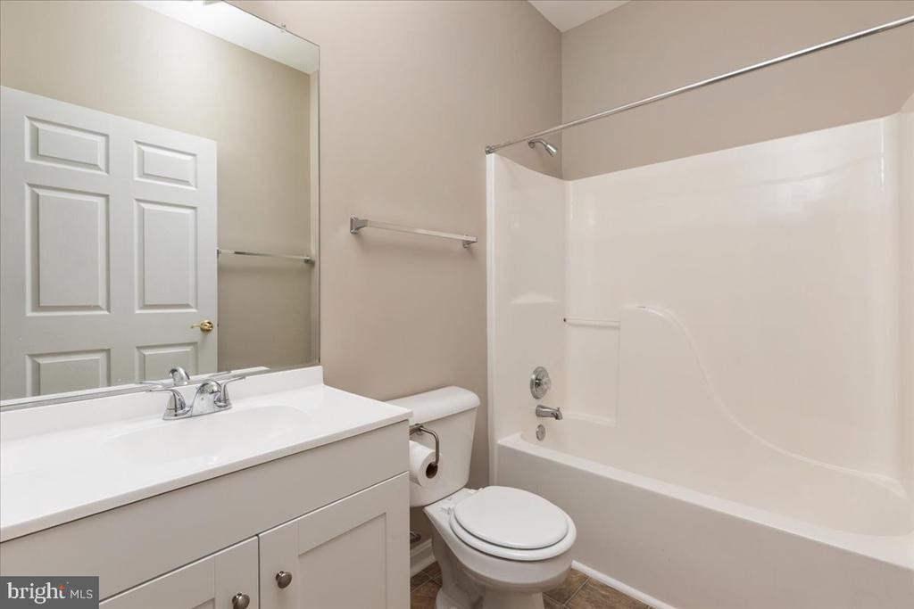 1117 VIRGINIA AVE, CULPEPER, Virginia 22701, 4 Bedrooms Bedrooms, ,3 BathroomsBathrooms,Residential,1117 VIRGINIA AVE,VACU2013876 MLS # VACU2013876