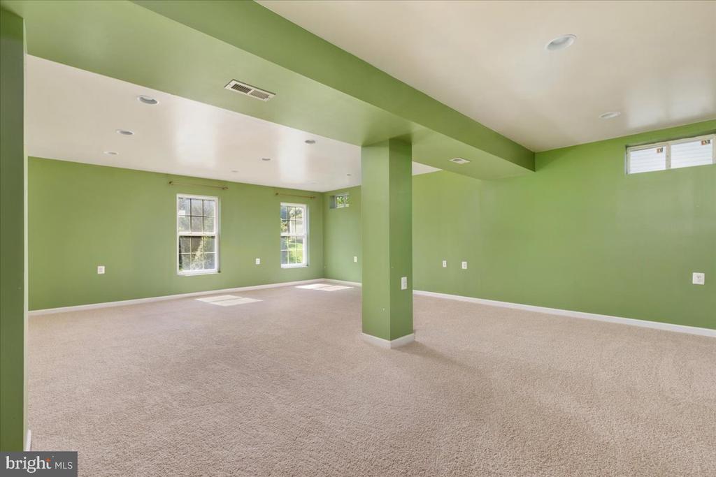 1117 VIRGINIA AVE, CULPEPER, Virginia 22701, 4 Bedrooms Bedrooms, ,3 BathroomsBathrooms,Residential,1117 VIRGINIA AVE,VACU2013876 MLS # VACU2013876