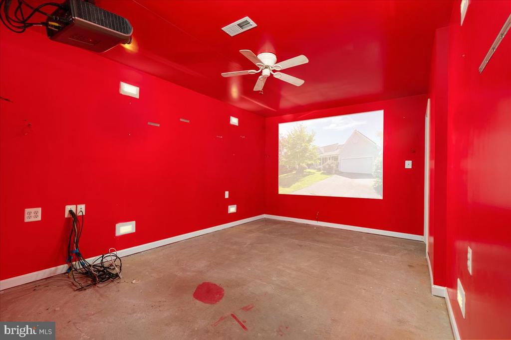 1117 VIRGINIA AVE, CULPEPER, Virginia 22701, 4 Bedrooms Bedrooms, ,3 BathroomsBathrooms,Residential,1117 VIRGINIA AVE,VACU2013876 MLS # VACU2013876
