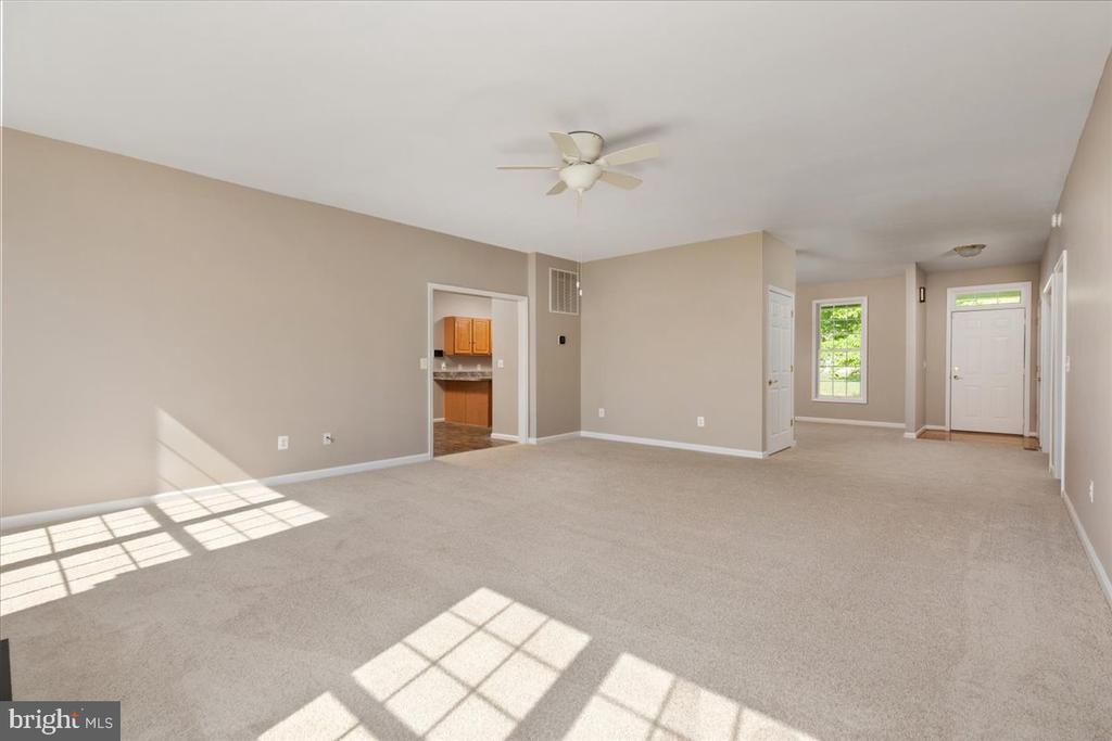 1117 VIRGINIA AVE, CULPEPER, Virginia 22701, 4 Bedrooms Bedrooms, ,3 BathroomsBathrooms,Residential,1117 VIRGINIA AVE,VACU2013876 MLS # VACU2013876