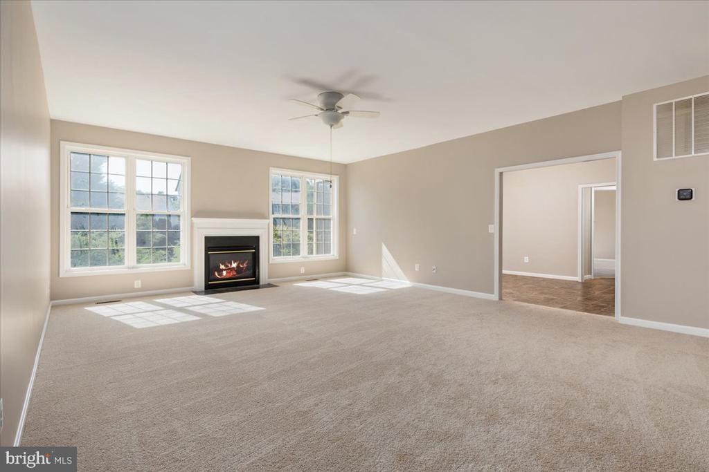 1117 VIRGINIA AVE, CULPEPER, Virginia 22701, 4 Bedrooms Bedrooms, ,3 BathroomsBathrooms,Residential,1117 VIRGINIA AVE,VACU2013876 MLS # VACU2013876