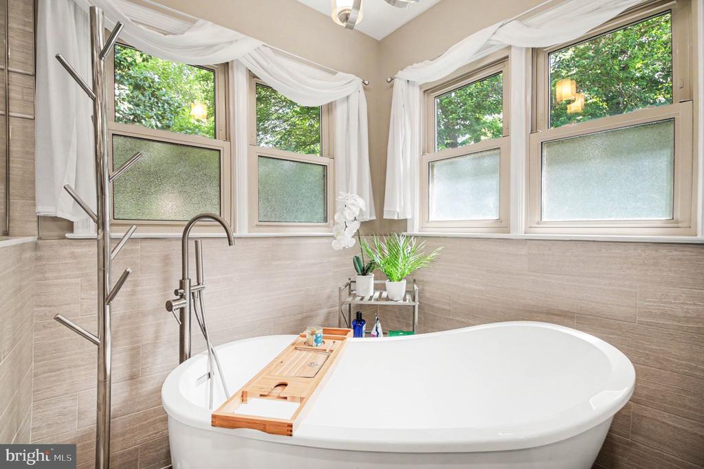 6101 PROVIDENCE CT, FREDERICKSBURG, Virginia 22407, 5 Bedrooms Bedrooms, ,3 BathroomsBathrooms,Residential,6101 PROVIDENCE CT,VASP2041286 MLS # VASP2041286 6101 PROVIDENCE CT, FREDERICKSBURG, Virginia 22407, 5 Bedrooms Bedrooms, ,3 BathroomsBathrooms,Residential,6101 PROVIDENCE CT,VASP2041286 MLS # VASP2041286