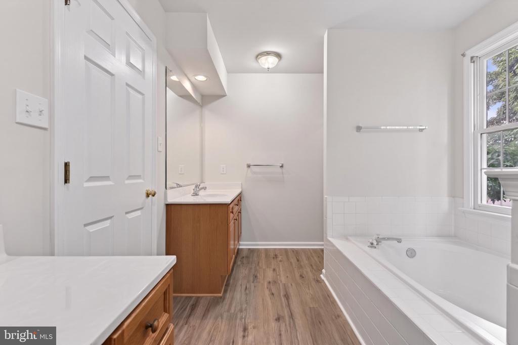 11705 ALTON CT, FREDERICKSBURG, Virginia 22408, 6 Bedrooms Bedrooms, ,3 BathroomsBathrooms,Residential,11705 ALTON CT,VASP2042666 MLS # VASP2042666 11705 ALTON CT, FREDERICKSBURG, Virginia 22408, 6 Bedrooms Bedrooms, ,3 BathroomsBathrooms,Residential,11705 ALTON CT,VASP2042666 MLS # VASP2042666