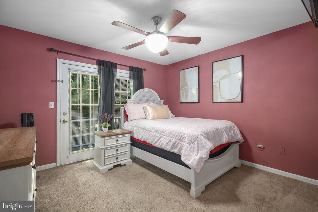 218 MUSKET LN, LOCUST GROVE, Virginia 22508, 2 Bedrooms Bedrooms, ,1 BathroomBathrooms,Residential,218 MUSKET LN,VAOR2014362 MLS # VAOR2014362