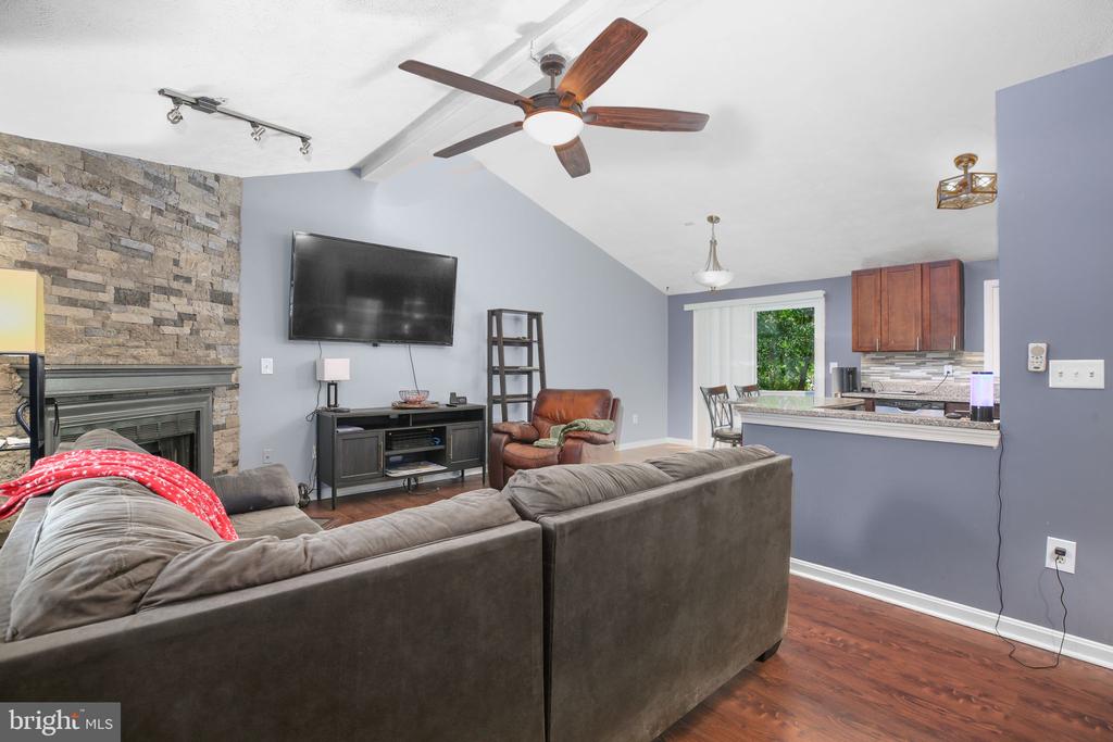 218 MUSKET LN, LOCUST GROVE, Virginia 22508, 2 Bedrooms Bedrooms, ,1 BathroomBathrooms,Residential,218 MUSKET LN,VAOR2014362 MLS # VAOR2014362