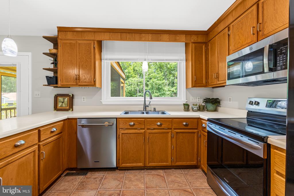 164 OLIVER LN, RUCKERSVILLE, Virginia 22968, 3 Bedrooms Bedrooms, ,2 BathroomsBathrooms,Residential,164 OLIVER LN,VAGR2000870 MLS # VAGR2000870
