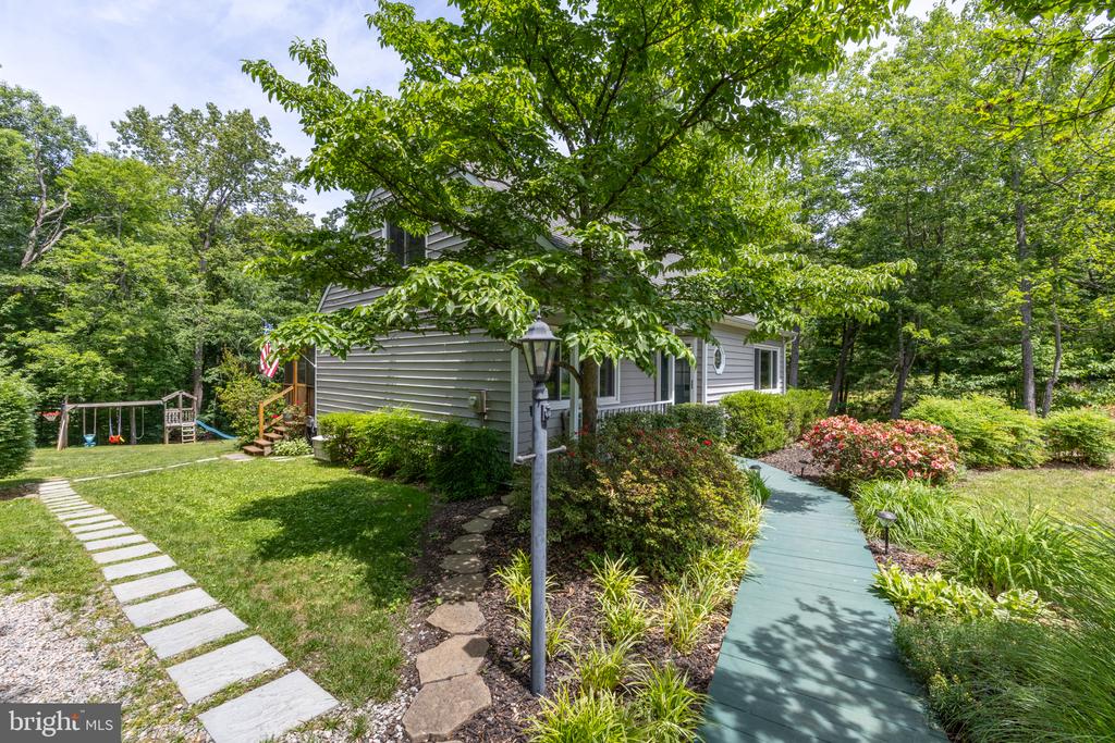 164 OLIVER LN, RUCKERSVILLE, Virginia 22968, 3 Bedrooms Bedrooms, ,2 BathroomsBathrooms,Residential,164 OLIVER LN,VAGR2000870 MLS # VAGR2000870