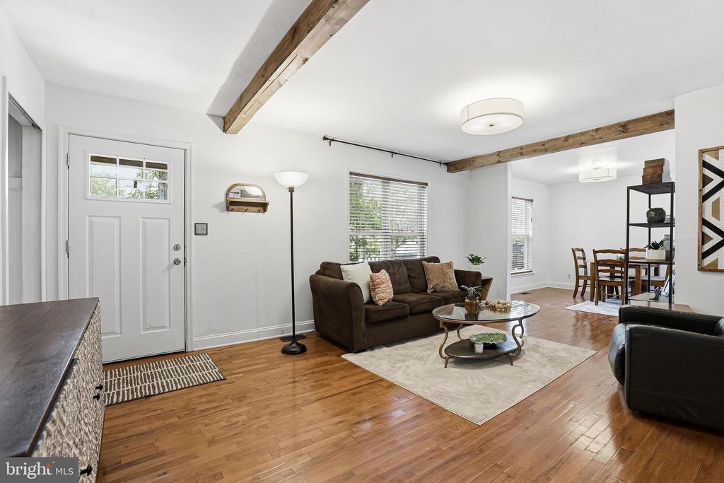 528 PLEASANTS DR, FREDERICKSBURG, Virginia 22407, 3 Bedrooms Bedrooms, ,2 BathroomsBathrooms,Residential,MILL GARDEN,528 PLEASANTS DR,VASP2042672 MLS # VASP2042672 528 PLEASANTS DR, FREDERICKSBURG, Virginia 22407, 3 Bedrooms Bedrooms, ,2 BathroomsBathrooms,Residential,MILL GARDEN,528 PLEASANTS DR,VASP2042672 MLS # VASP2042672