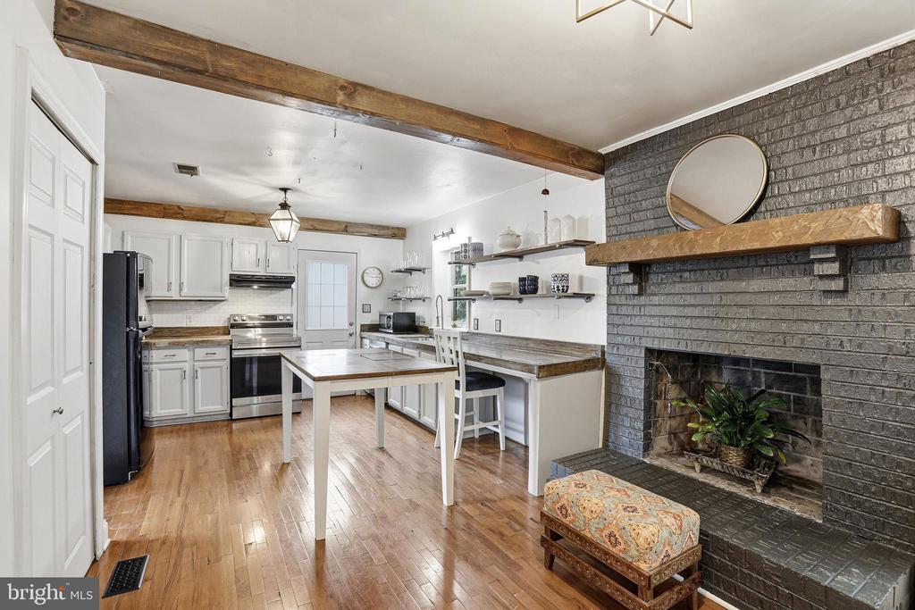 528 PLEASANTS DR, FREDERICKSBURG, Virginia 22407, 3 Bedrooms Bedrooms, ,2 BathroomsBathrooms,Residential,MILL GARDEN,528 PLEASANTS DR,VASP2042672 MLS # VASP2042672 528 PLEASANTS DR, FREDERICKSBURG, Virginia 22407, 3 Bedrooms Bedrooms, ,2 BathroomsBathrooms,Residential,MILL GARDEN,528 PLEASANTS DR,VASP2042672 MLS # VASP2042672