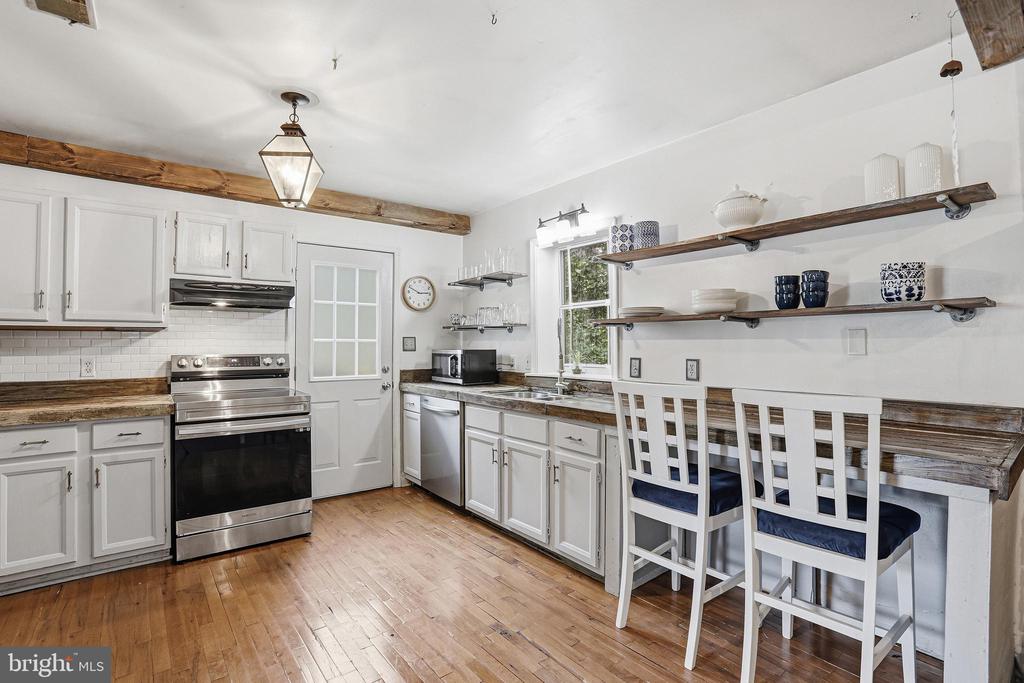 528 PLEASANTS DR, FREDERICKSBURG, Virginia 22407, 3 Bedrooms Bedrooms, ,2 BathroomsBathrooms,Residential,MILL GARDEN,528 PLEASANTS DR,VASP2042672 MLS # VASP2042672 528 PLEASANTS DR, FREDERICKSBURG, Virginia 22407, 3 Bedrooms Bedrooms, ,2 BathroomsBathrooms,Residential,MILL GARDEN,528 PLEASANTS DR,VASP2042672 MLS # VASP2042672