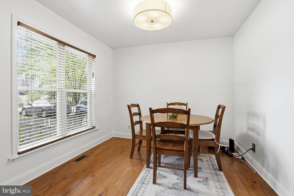 528 PLEASANTS DR, FREDERICKSBURG, Virginia 22407, 3 Bedrooms Bedrooms, ,2 BathroomsBathrooms,Residential,MILL GARDEN,528 PLEASANTS DR,VASP2042672 MLS # VASP2042672 528 PLEASANTS DR, FREDERICKSBURG, Virginia 22407, 3 Bedrooms Bedrooms, ,2 BathroomsBathrooms,Residential,MILL GARDEN,528 PLEASANTS DR,VASP2042672 MLS # VASP2042672
