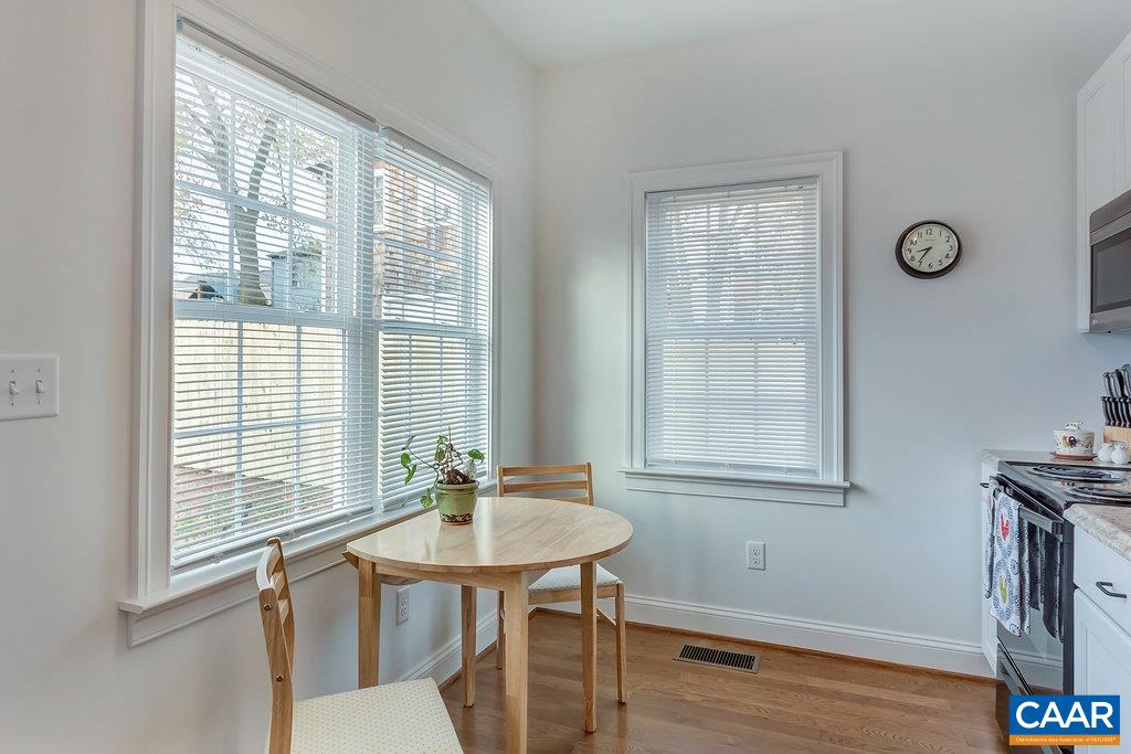 207 DOUGLAS AVE, CHARLOTTESVILLE, Virginia 22902, 6 Bedrooms Bedrooms, ,4 BathroomsBathrooms,Residential,Five Petals,207 DOUGLAS AVE,675173 MLS # 675173 207 DOUGLAS AVE, CHARLOTTESVILLE, Virginia 22902, 6 Bedrooms Bedrooms, ,4 BathroomsBathrooms,Residential,Five Petals,207 DOUGLAS AVE,675173 MLS # 675173