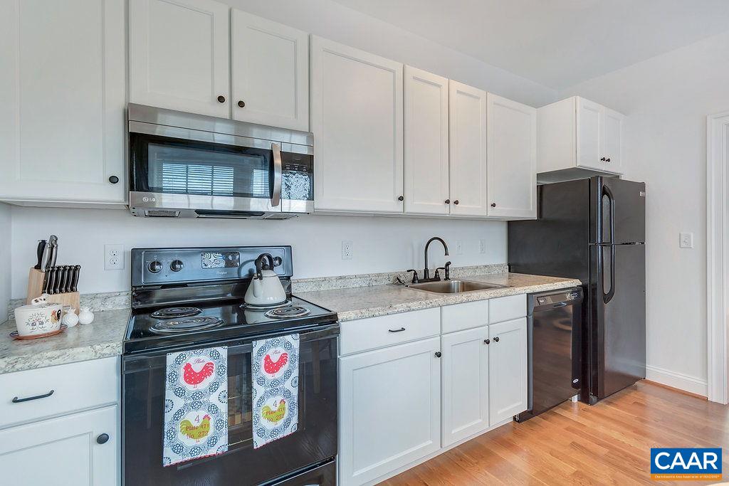 207 DOUGLAS AVE, CHARLOTTESVILLE, Virginia 22902, 6 Bedrooms Bedrooms, ,4 BathroomsBathrooms,Residential,Five Petals,207 DOUGLAS AVE,675173 MLS # 675173 207 DOUGLAS AVE, CHARLOTTESVILLE, Virginia 22902, 6 Bedrooms Bedrooms, ,4 BathroomsBathrooms,Residential,Five Petals,207 DOUGLAS AVE,675173 MLS # 675173
